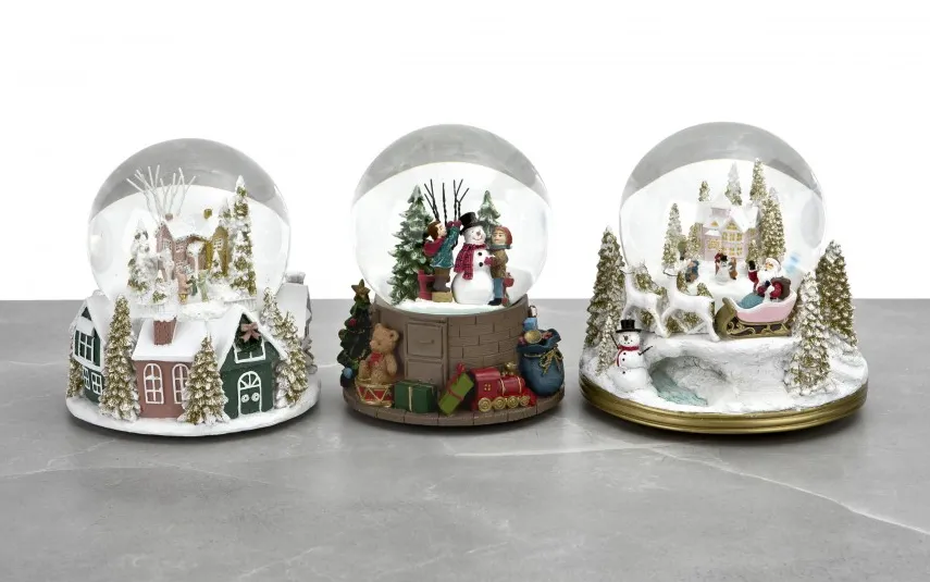 Art-Pol Kula szklana z pozytywką 16 cm Różowy Domek 165340 Clearance