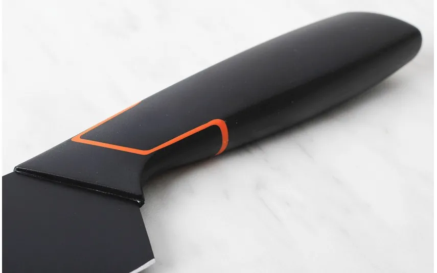 Fiskars Nóż szefa kuchni 15cm Edge Clearance