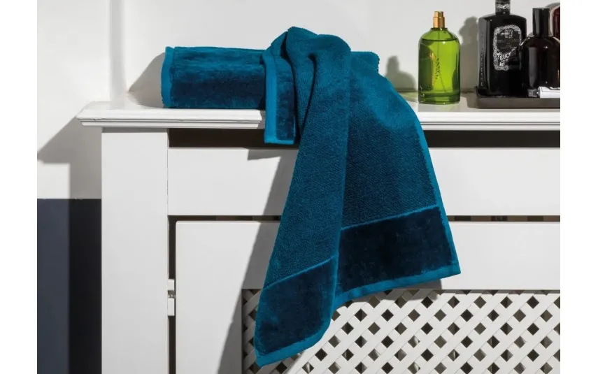 MOVE Ręcznik frotte 50x100 cm Bamboo Luxe 847 Best